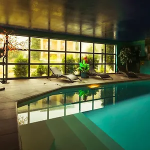 Hotel The Originals City, Le Village Provencal, Aix-en-provence Nord